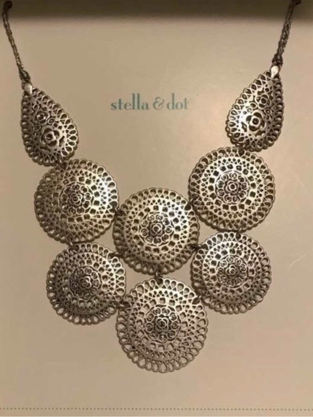 New in Box Silver Disc Medina Necklace from Stella & Dot Originally $89